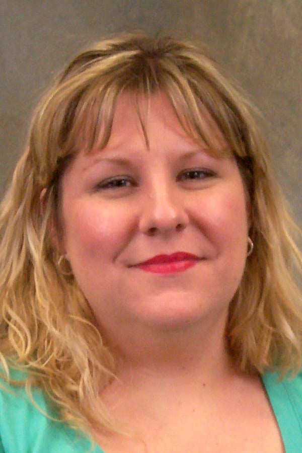 How old is jennifer williams picture